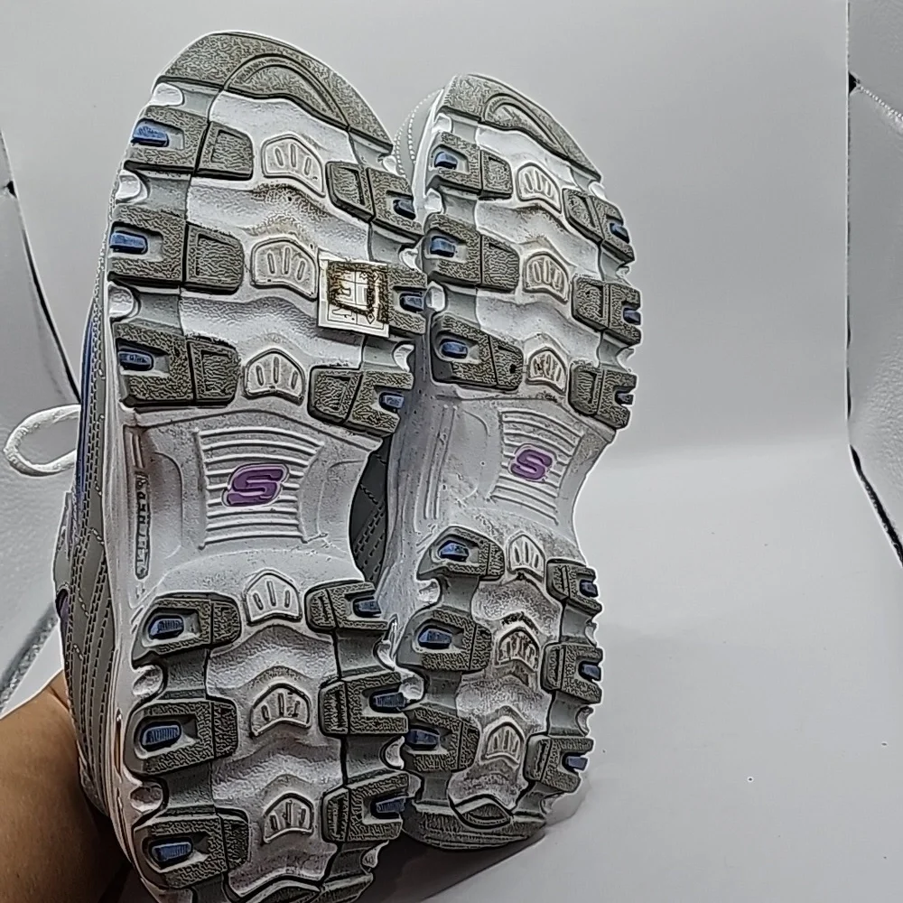 Skechers d'lites size 8